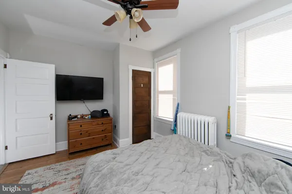 $2,500 | 8 Wynnewood Avenue, Collingswood, NJ 08108