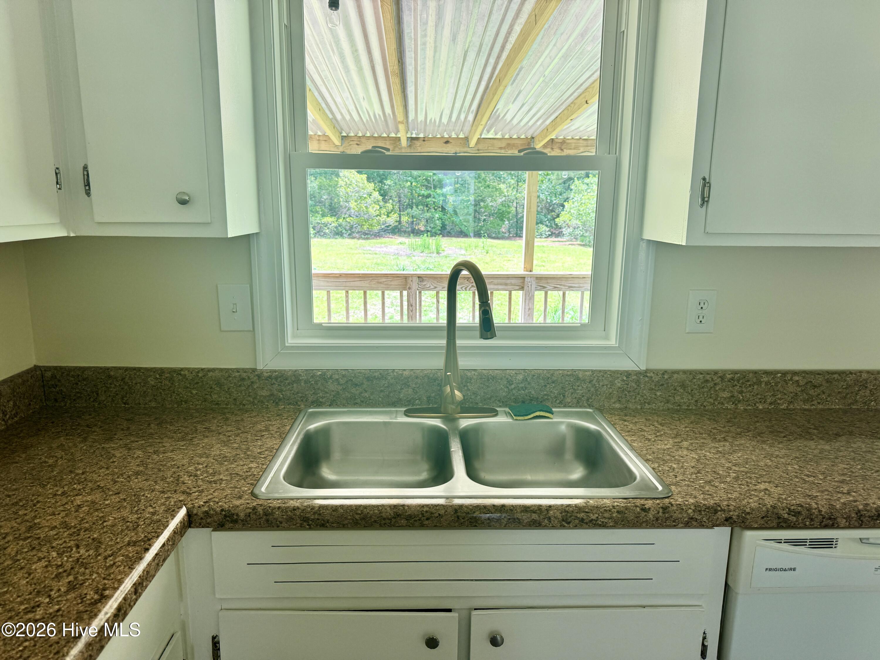 133 Riverside Drive Beaufort, NC 28516 - Photo 7 of 29