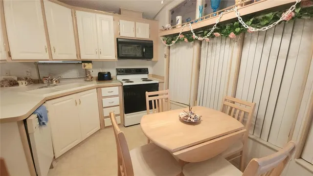 $109,900 | 3333 26th Avenue East, Unit 4, Bradenton, FL 34208