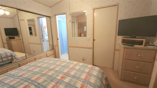 $109,900 | 3333 26th Avenue East, Unit 4, Bradenton, FL 34208