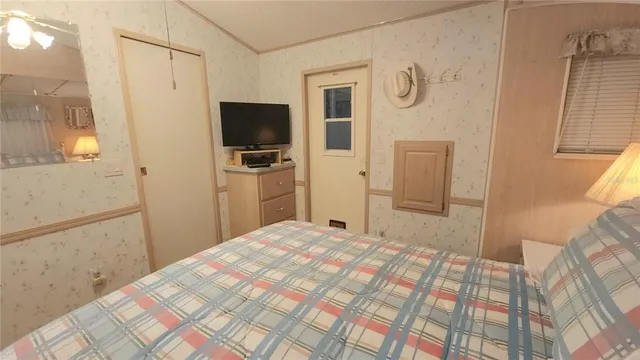 $109,900 | 3333 26th Avenue East, Unit 4, Bradenton, FL 34208