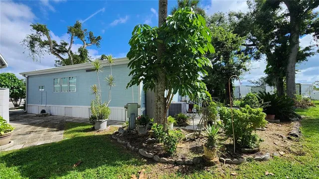 $109,900 | 3333 26th Avenue East, Unit 4, Bradenton, FL 34208