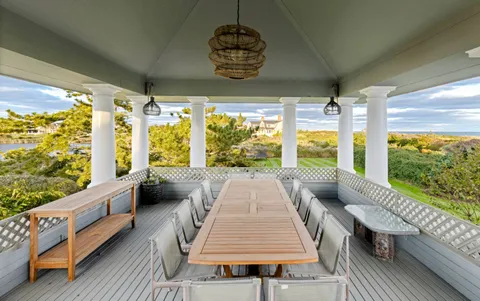 $44,500,000 | 137 Murray Lane, Southampton, NY 11968