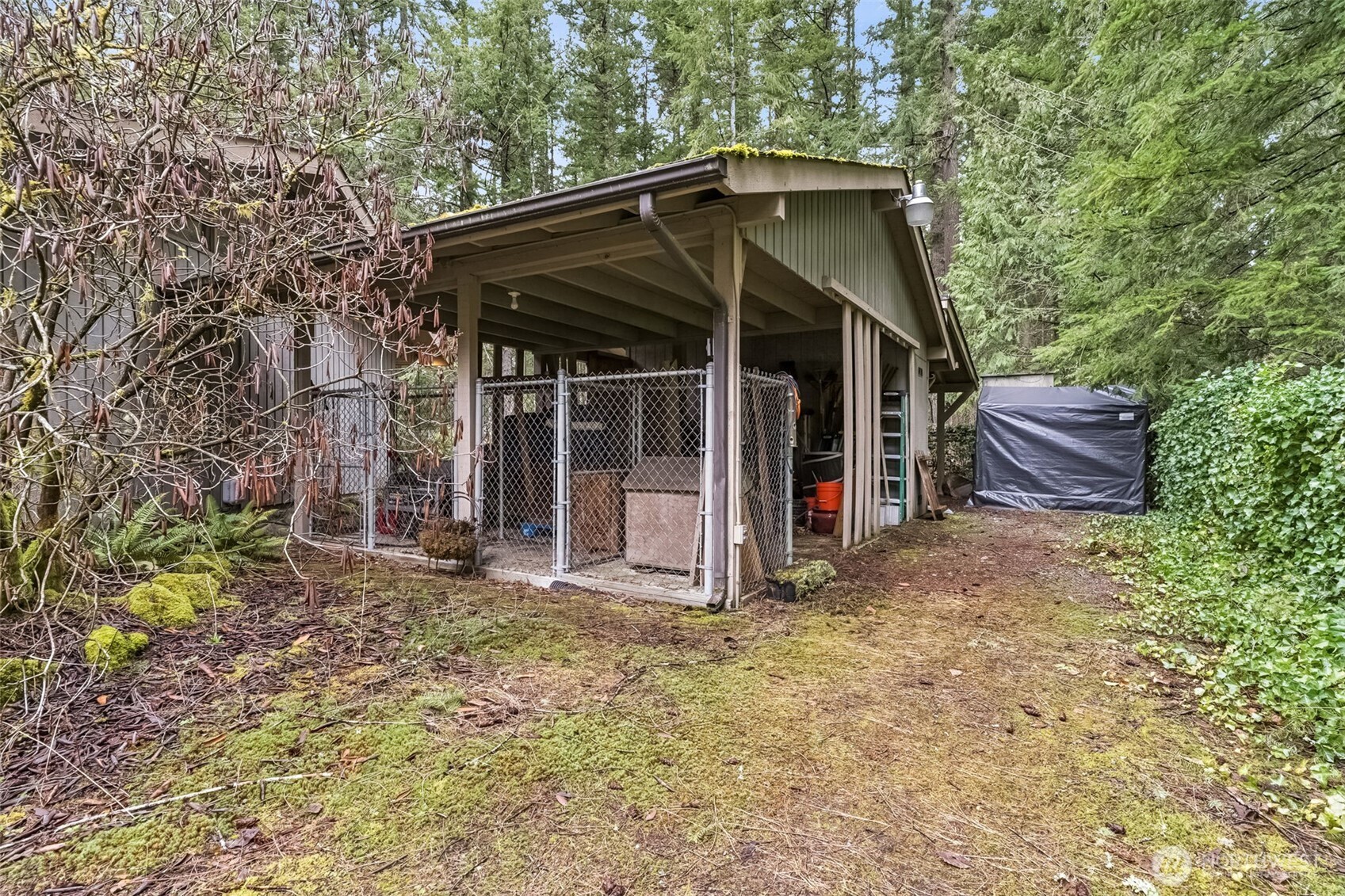 29722 Southeast Kent Kangley Road Ravensdale, WA 98051 - Photo 17 of 28 a view of a small house
