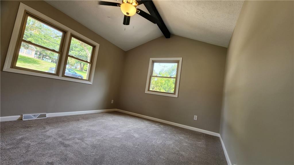 1064 Renton Road Pittsburgh, PA 15239 - Photo 33 of 40
