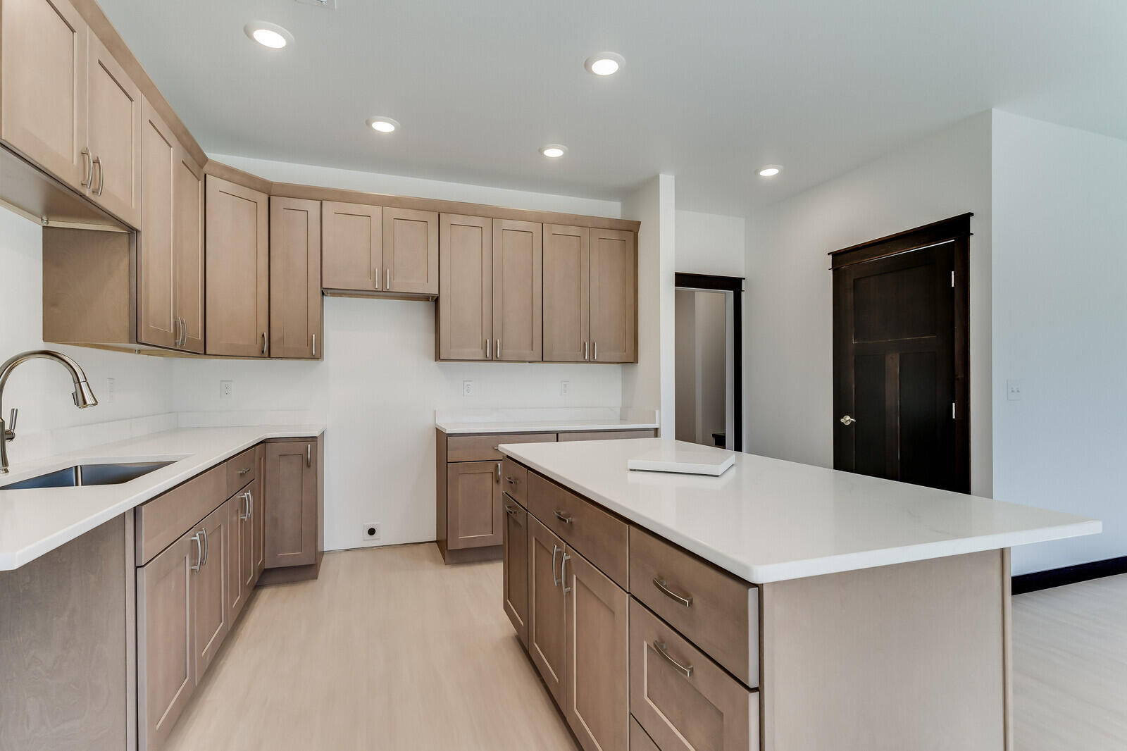 N1175 Breidel Coulee Road, Unit N1177 La Crosse, WI 54601 - Photo 11 of 35 20_N1175BreidelCouleeRd_Kitchen4_mls