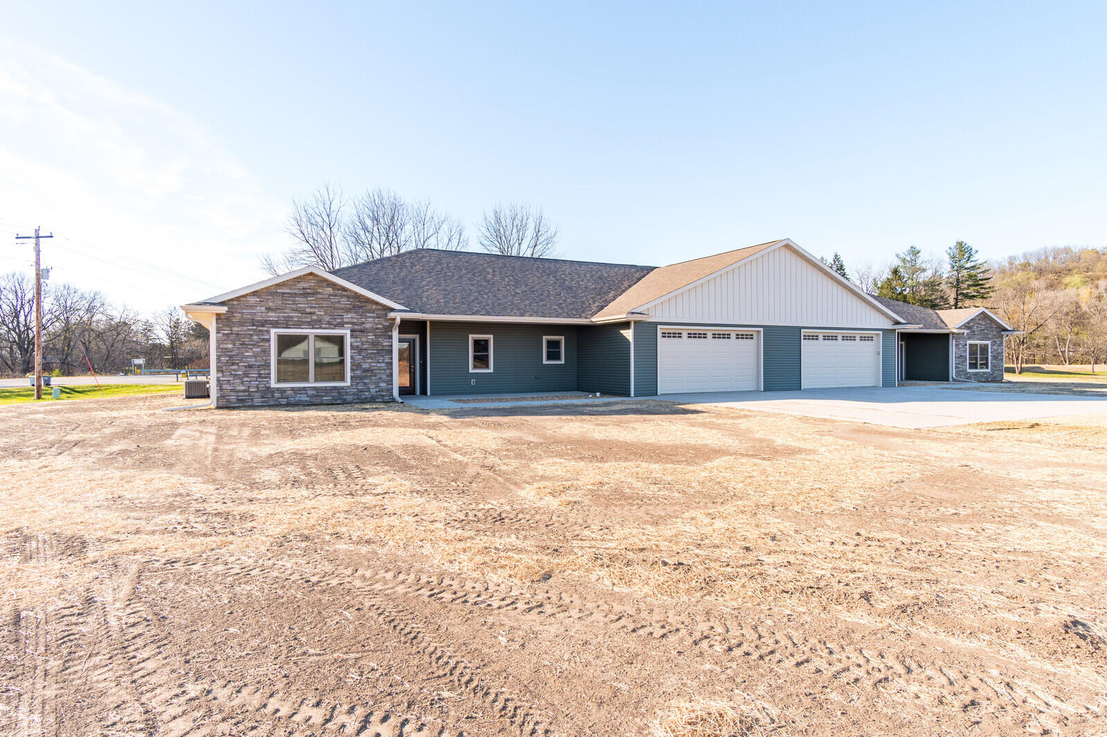 N1175 Breidel Coulee Road, Unit N1177 La Crosse, WI 54601 - Photo 3 of 35 01_N1175BreidelCouleeRd_Exterior1_mls