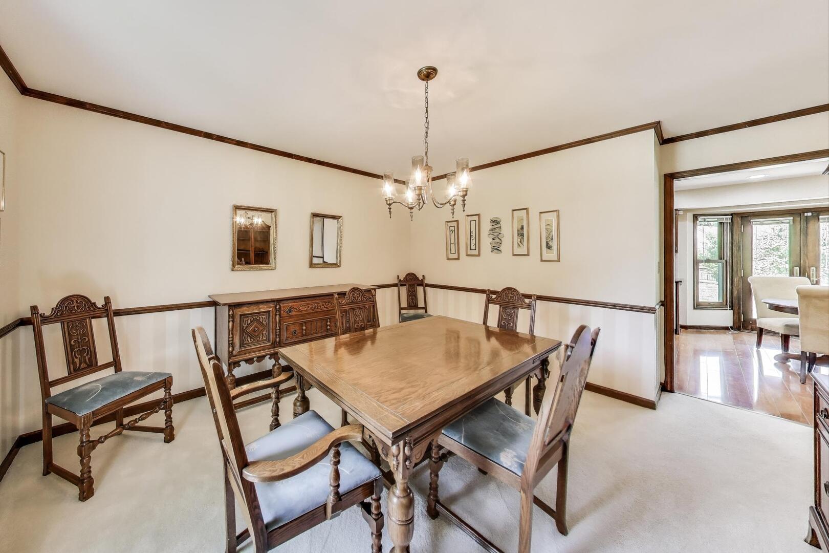 829 Shiloh Circle Naperville, IL 60540 - Photo 11 of 40 a dining room with furniture and window
