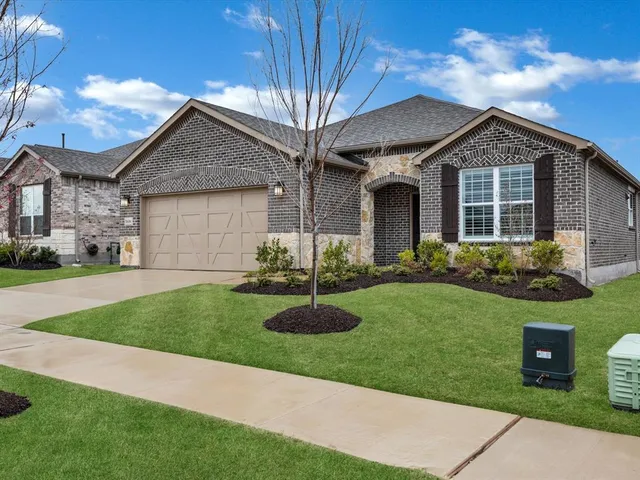 $435,000 | 7608 Redwood Forest Lane, Aubrey, TX 76227