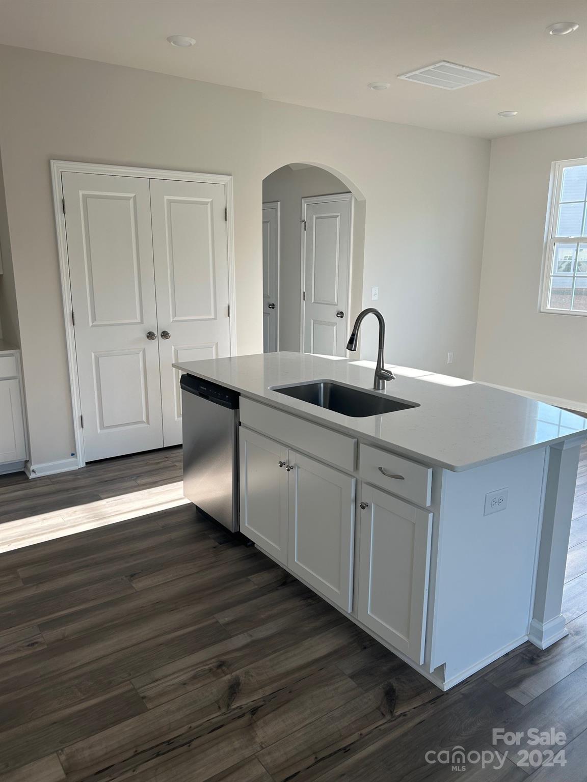 8050 Scarlet Maple Lane, Unit 2039 Tega Cay, SC 29708 - Photo 8 of 19 Gallery Image 8
