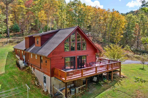 $439,900 | 65 Cubbley Road, Hot Springs, VA 24445