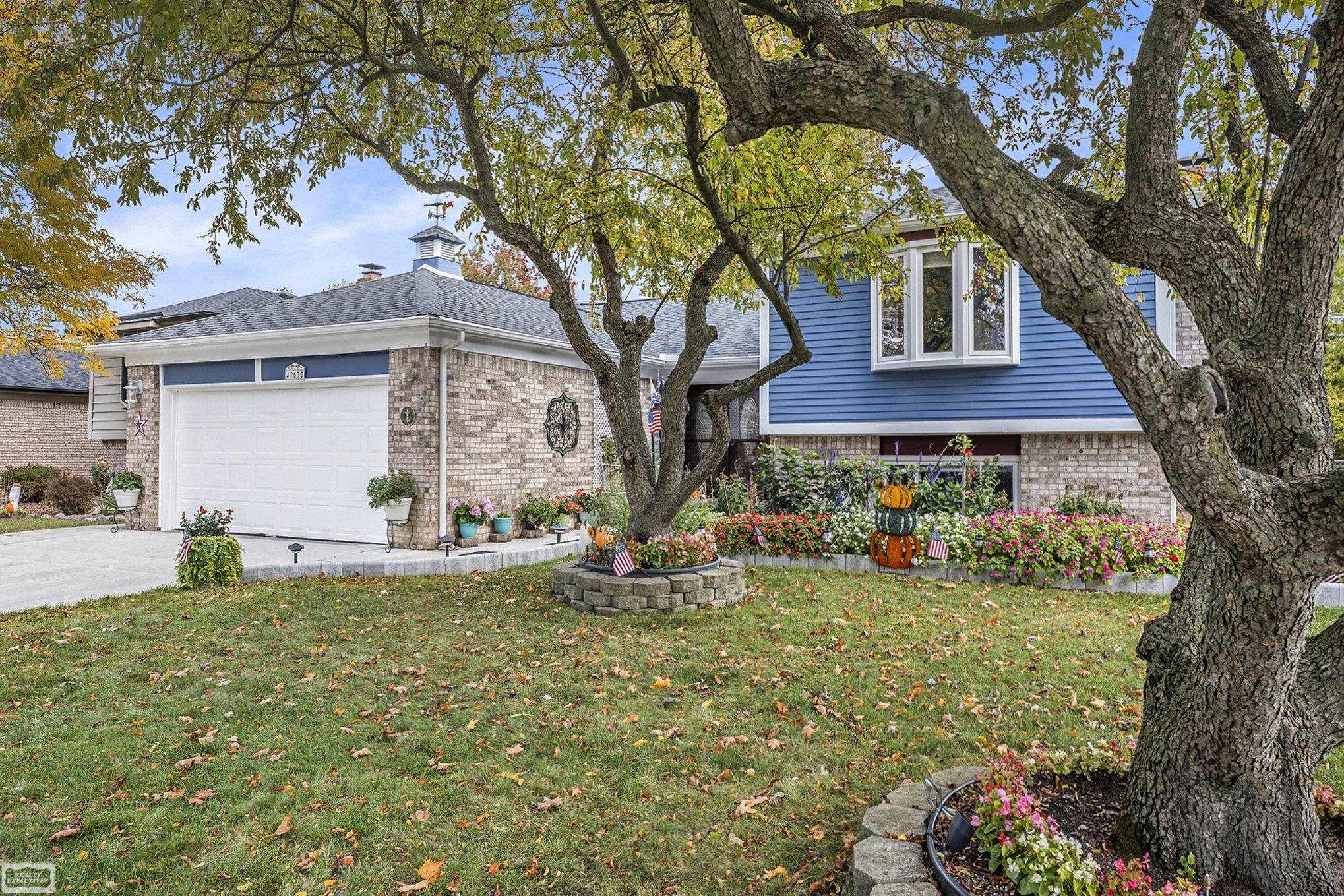47630 Barbara Road Macomb, MI 48044 - Photo 2 of 26 50192594-4dd2af12-396c-4807-99b3-55b5da9753e1.JPG