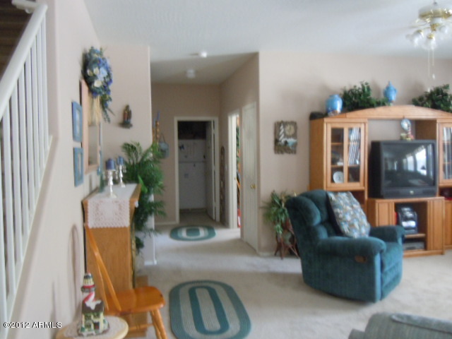 11513 East Raleigh Avenue Mesa, AZ 85212 - Photo 14 of 51 013