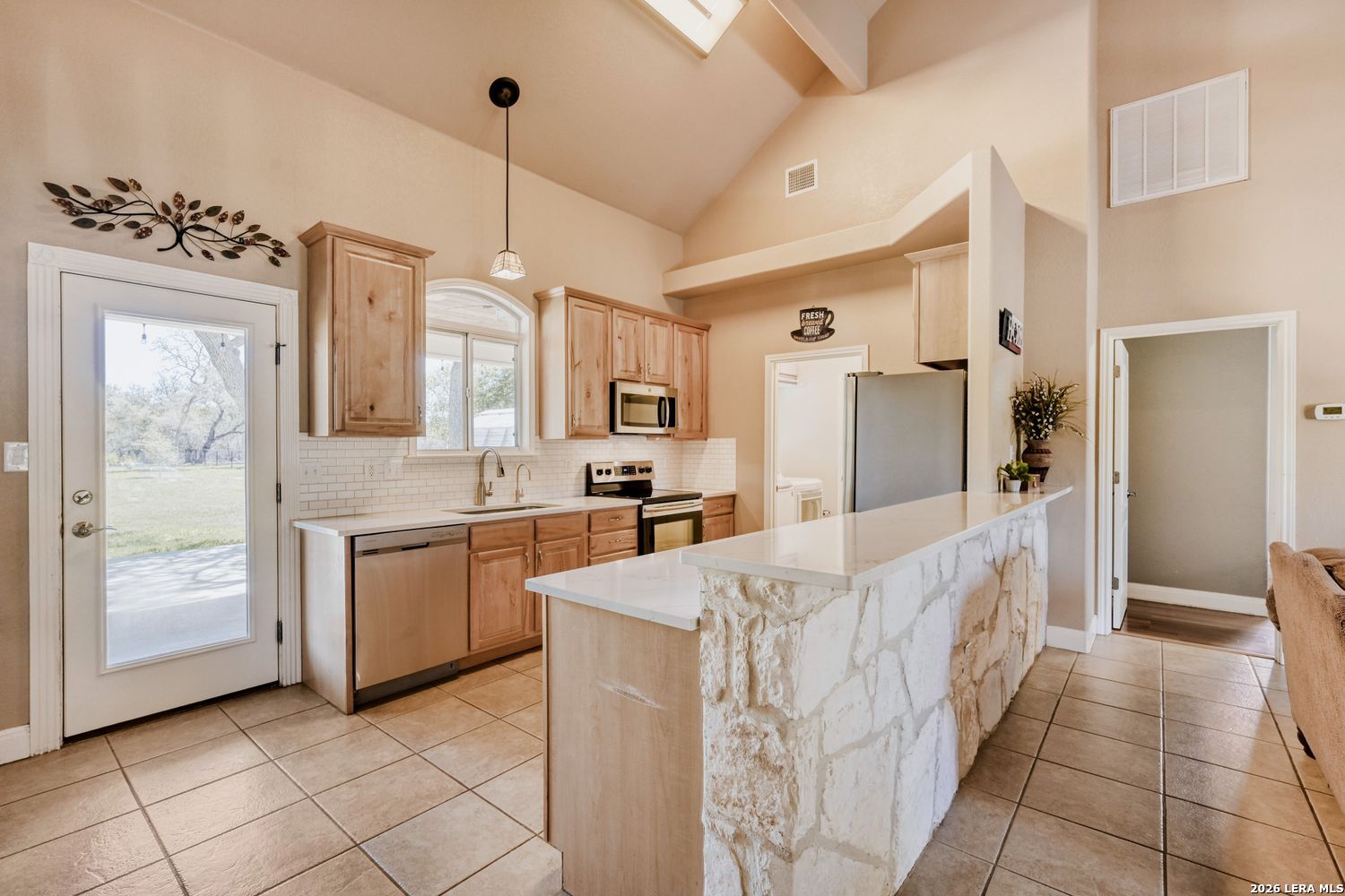 1615 Cypress Pass Road Spring Branch, TX 78070 - Photo 9 of 28