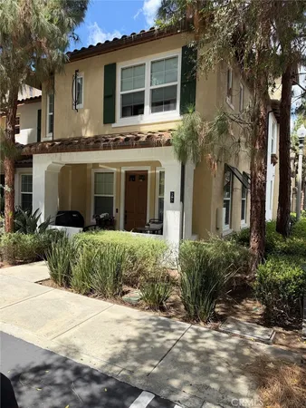 $1,290,000 | 62 Dovetail, Irvine, CA 92603