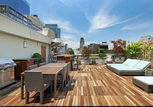 $12,500 | 25 Murray Street, Unit 9B | TriBeCa