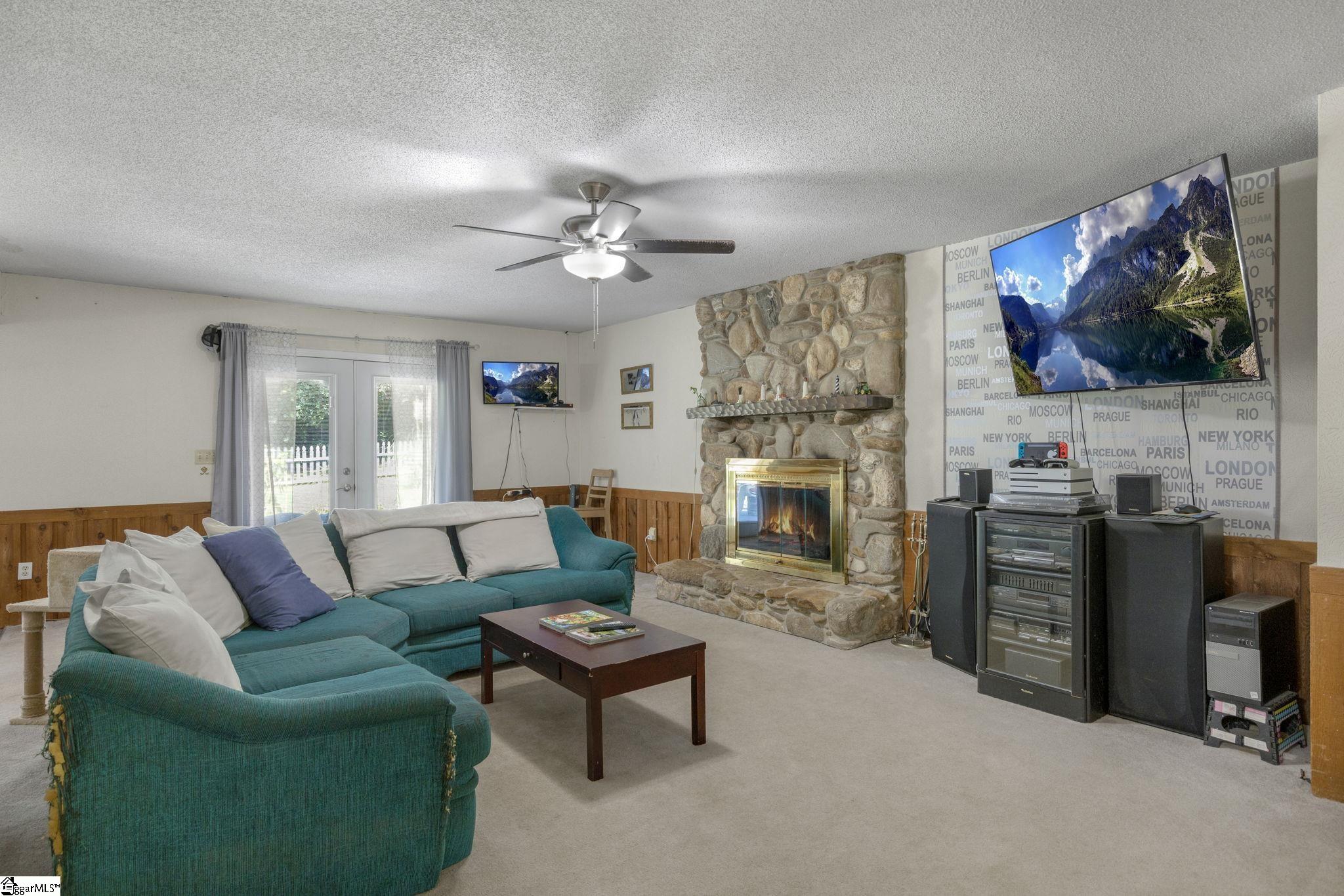 271 Issaqueena Drive Central, SC 29630 - Photo 13 of 36