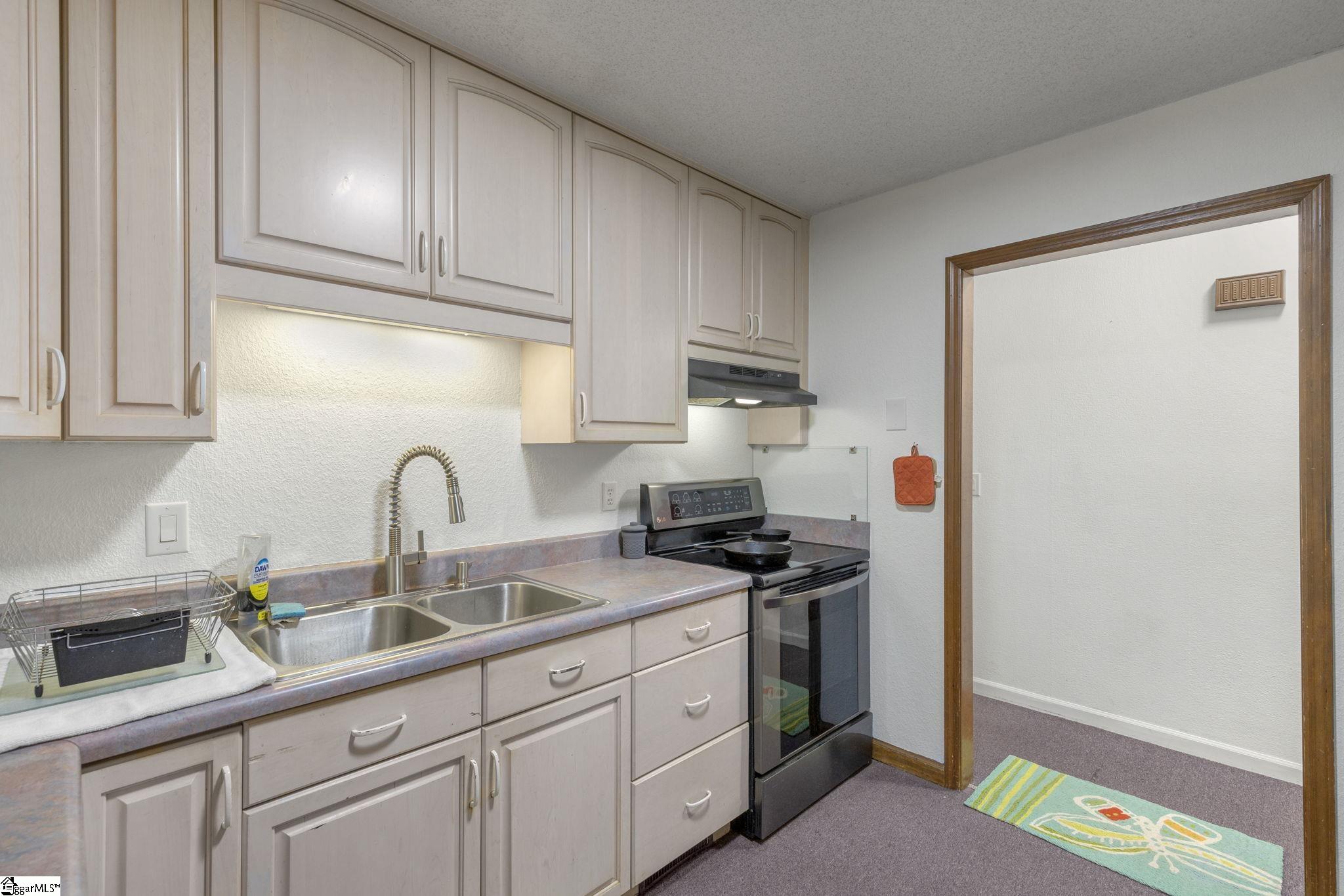 271 Issaqueena Drive Central, SC 29630 - Photo 20 of 36