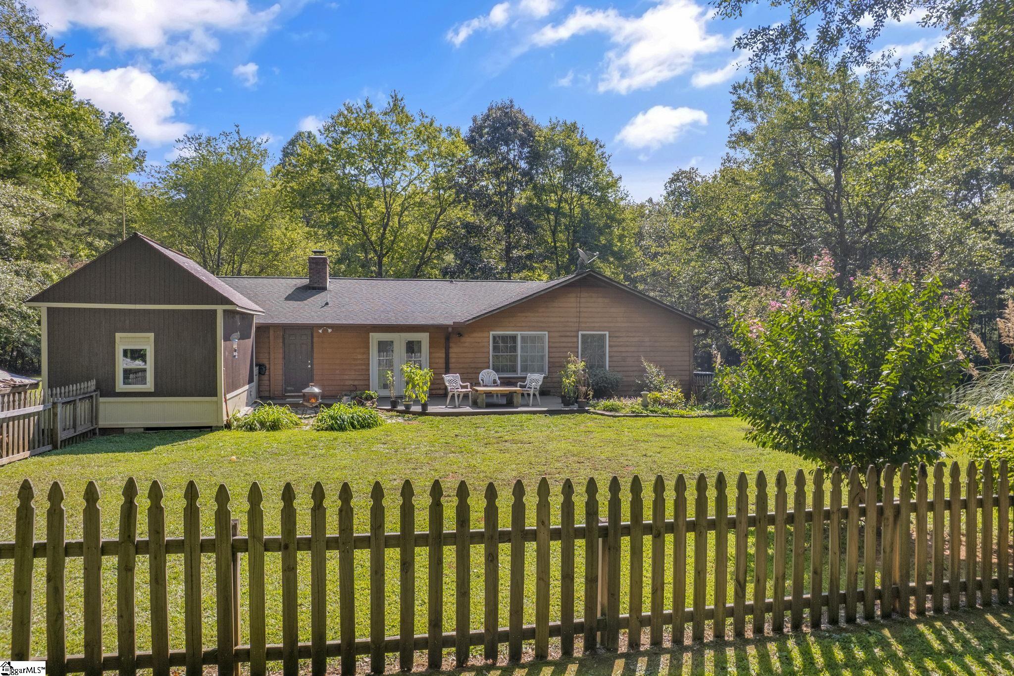 271 Issaqueena Drive Central, SC 29630 - Photo 3 of 36