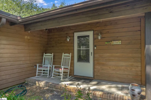 $310,000 | 271 Issaqueena Drive, Central, SC 29630