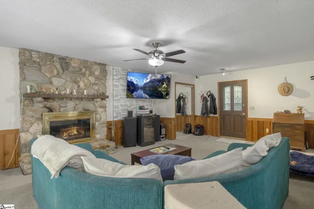 $310,000 | 271 Issaqueena Drive, Central, SC 29630