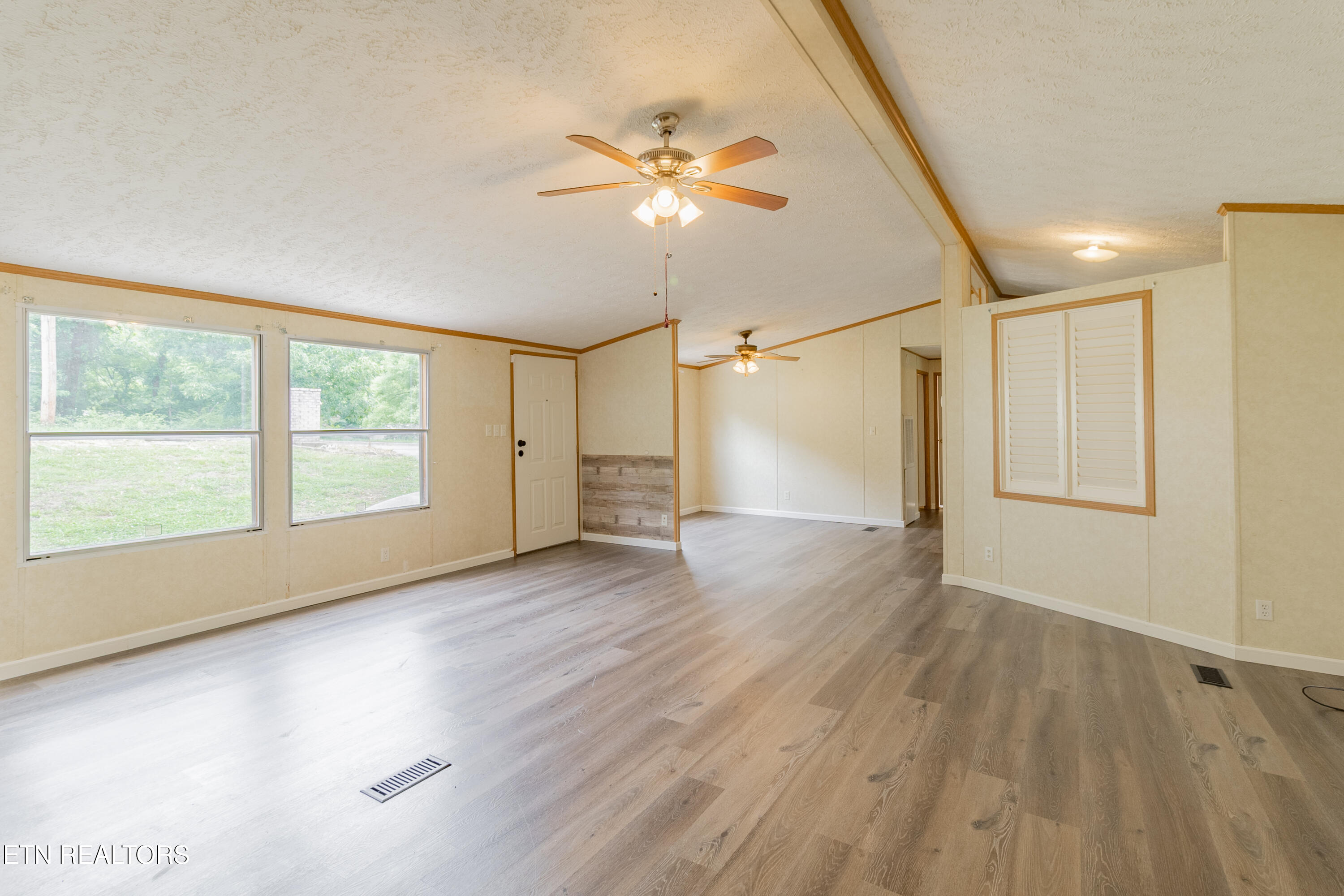 159 Cutters Lane Clinton, TN 37716 - Photo 11 of 34 _D5A8393-HDR