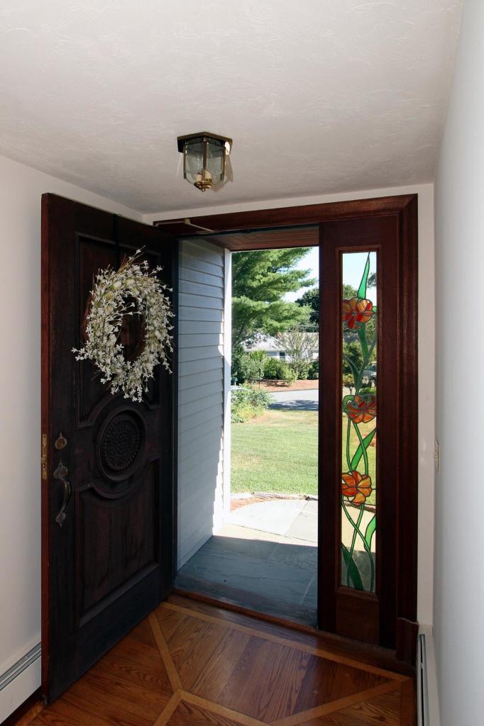 118 Elgin Road Pocasset, MA 02559 - Photo 4 of 35 a view of an entryway