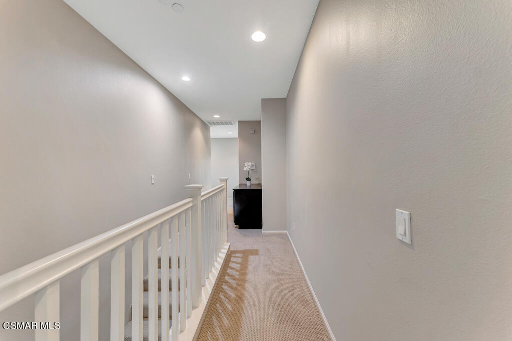 443 Stratus Lane, Unit 3 Simi Valley, CA 93065 - Photo 21 of 41 a view of a hallway