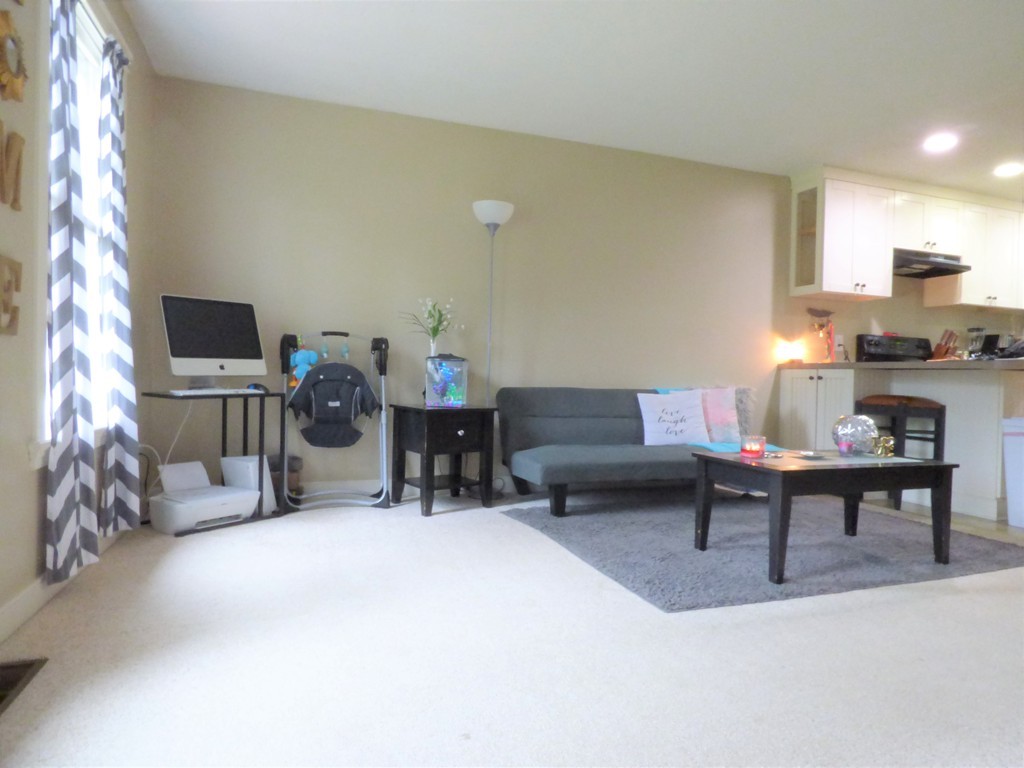 1430 Russell Road, Unit 14 Westfield, MA 01085 - Photo 3 of 16 Gallery Image 3