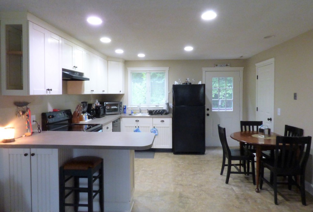 1430 Russell Road, Unit 14 Westfield, MA 01085 - Photo 6 of 16 Gallery Image 6