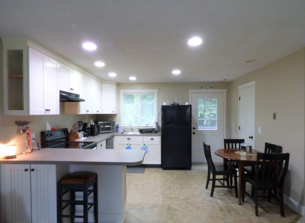 1430 Russell Road, Unit 14 Westfield, MA 01085 - Photo 8 of 16 Gallery Image 8