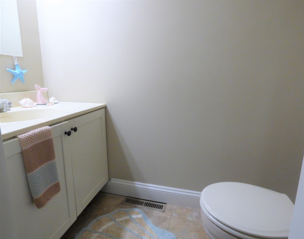 1430 Russell Road, Unit 14 Westfield, MA 01085 - Photo 9 of 16 Gallery Image 9