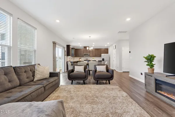 $425,000 | 32 Gobbler Hl Trail, Willow Spring, NC 27592