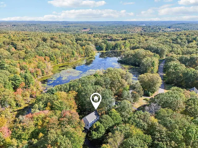 $749,900 | 4 Colony Brook Lane, Derry, NH 03038