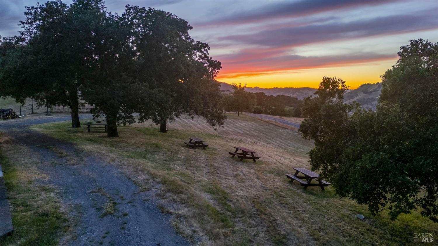 13451 Rockpile Road Geyserville, CA 95441 - Photo 12 of 92