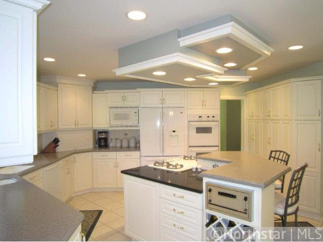 1786 Sutton Lane Mendota Heights, MN 55118 - Photo 12 of 18 Gallery Image 12