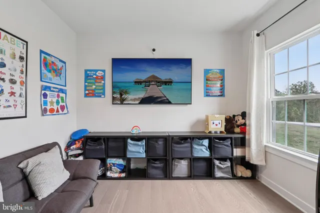 $800,000 | 1 Granville Drive, Fredericksburg, VA 22405