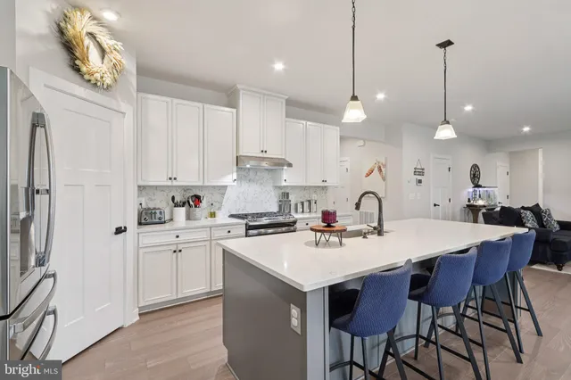 $800,000 | 1 Granville Drive, Fredericksburg, VA 22405