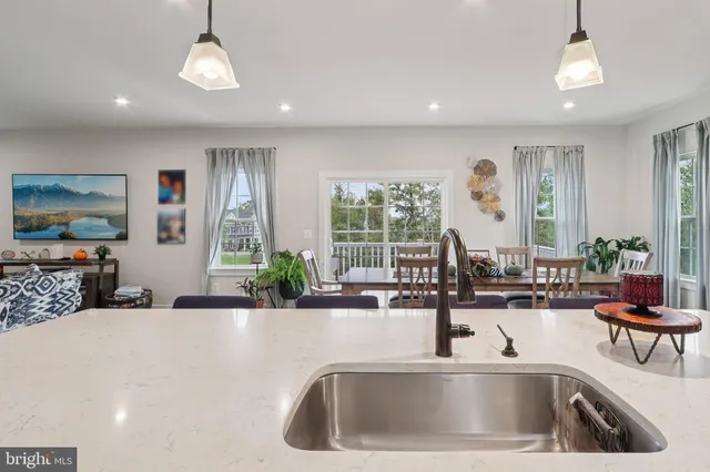 $800,000 | 1 Granville Drive, Fredericksburg, VA 22405