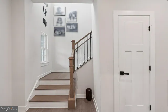 $800,000 | 1 Granville Drive, Fredericksburg, VA 22405