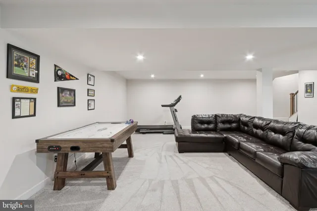 $800,000 | 1 Granville Drive, Fredericksburg, VA 22405