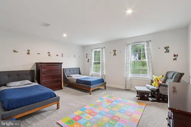 $800,000 | 1 Granville Drive, Fredericksburg, VA 22405