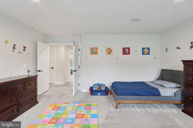 $800,000 | 1 Granville Drive, Fredericksburg, VA 22405