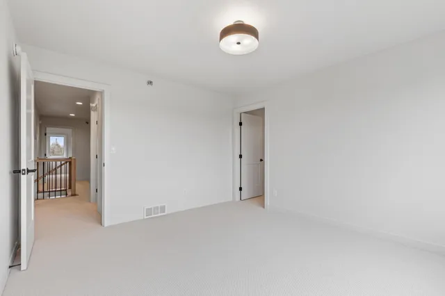 $872,900 | 5784 31st Street South, Fargo, ND 58104