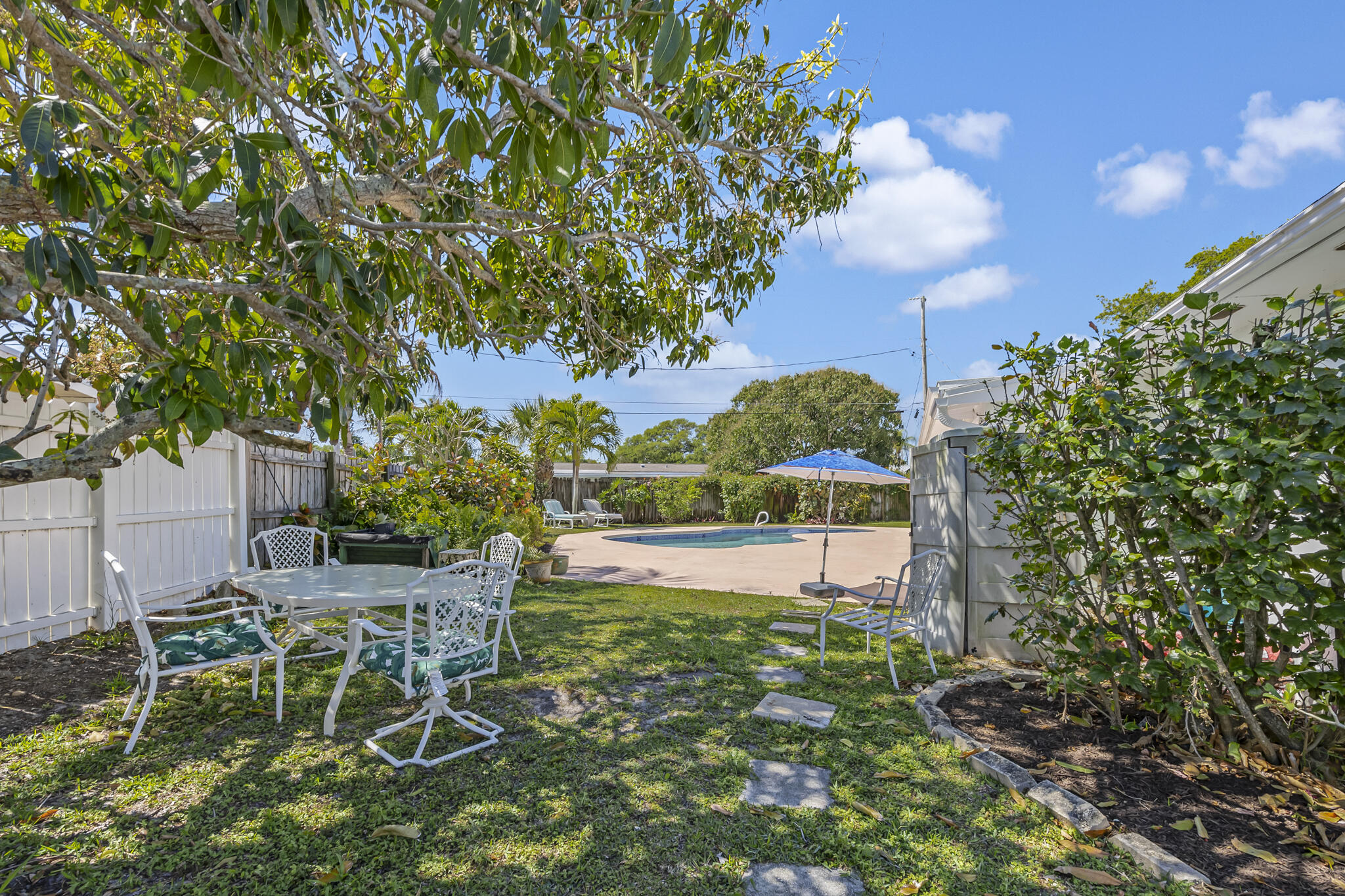 2000 Bali Road Cocoa Beach, FL 32931 - Photo 32 of 35 OutsideA-13