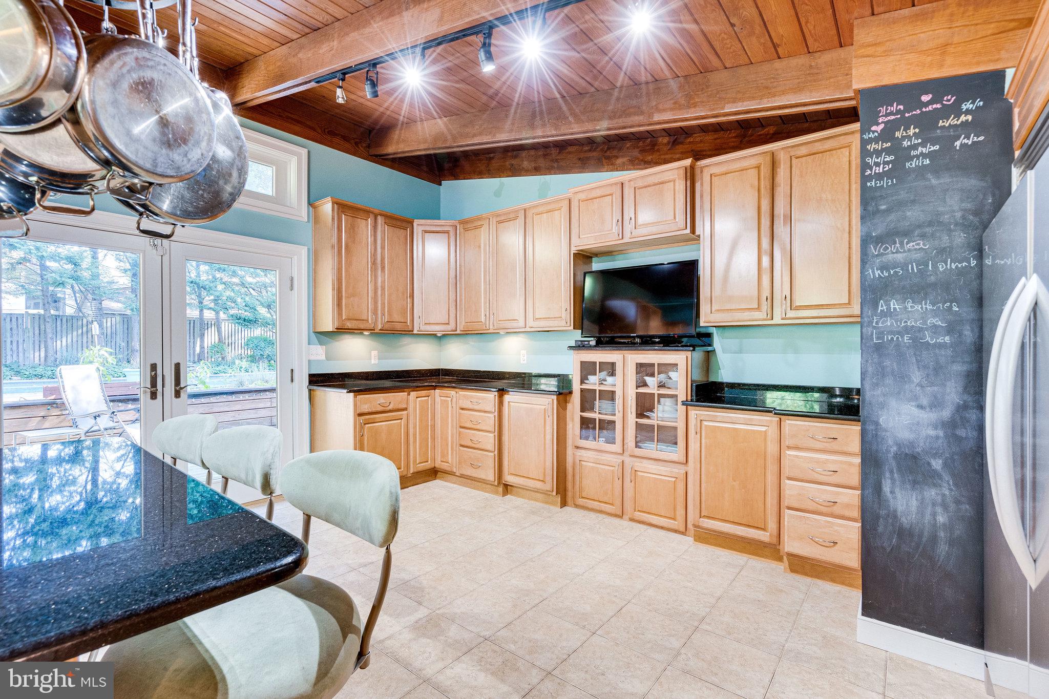 2925 Pine Spring Road Falls Church, VA 22042 - Photo 18 of 67 Excellent message wall and MORE counter space!