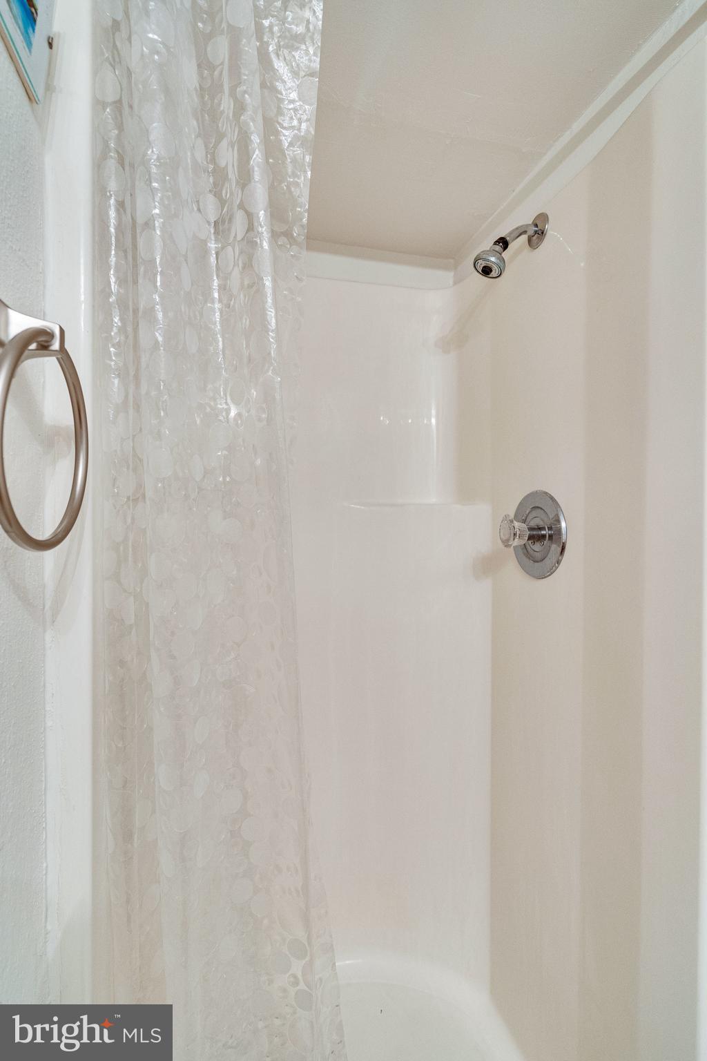 2925 Pine Spring Road Falls Church, VA 22042 - Photo 55 of 67 3rd full bath