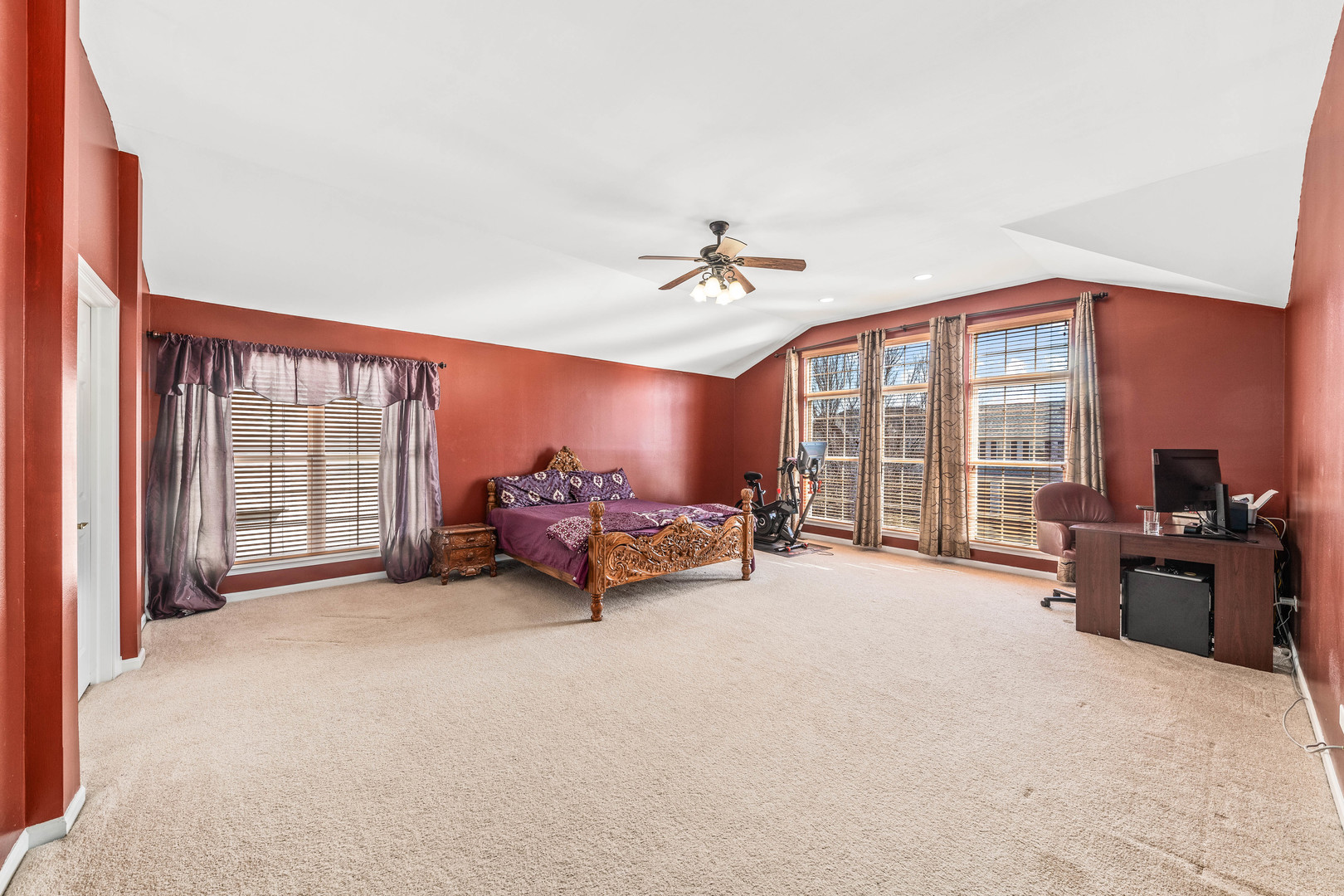 2 Alexander Court Bolingbrook, IL 60490 - Photo 27 of 43 a view of a livingroom with furniture hardwood floor and a large window