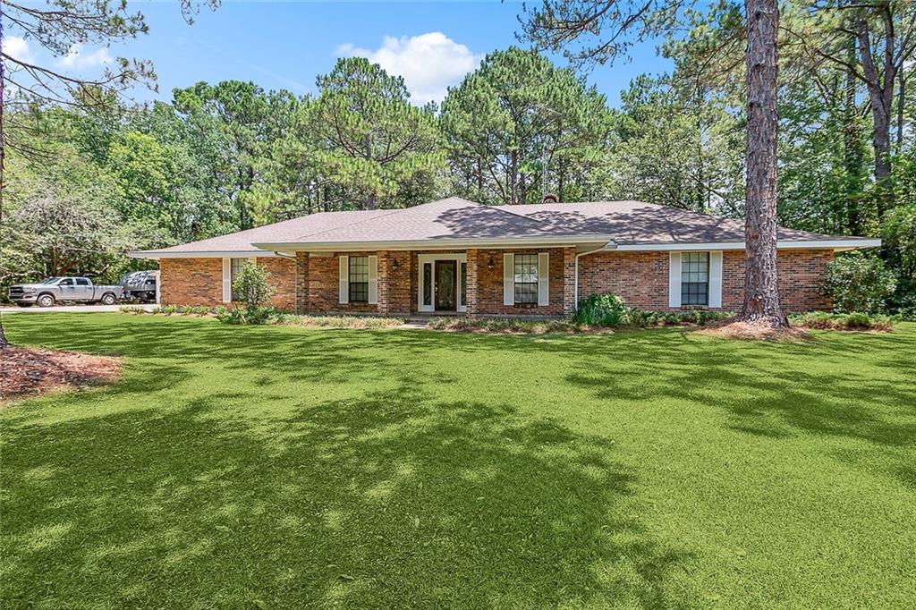 130 Reiher Road Mandeville, LA 70471 - Photo 1 of 32 Gallery Image 1