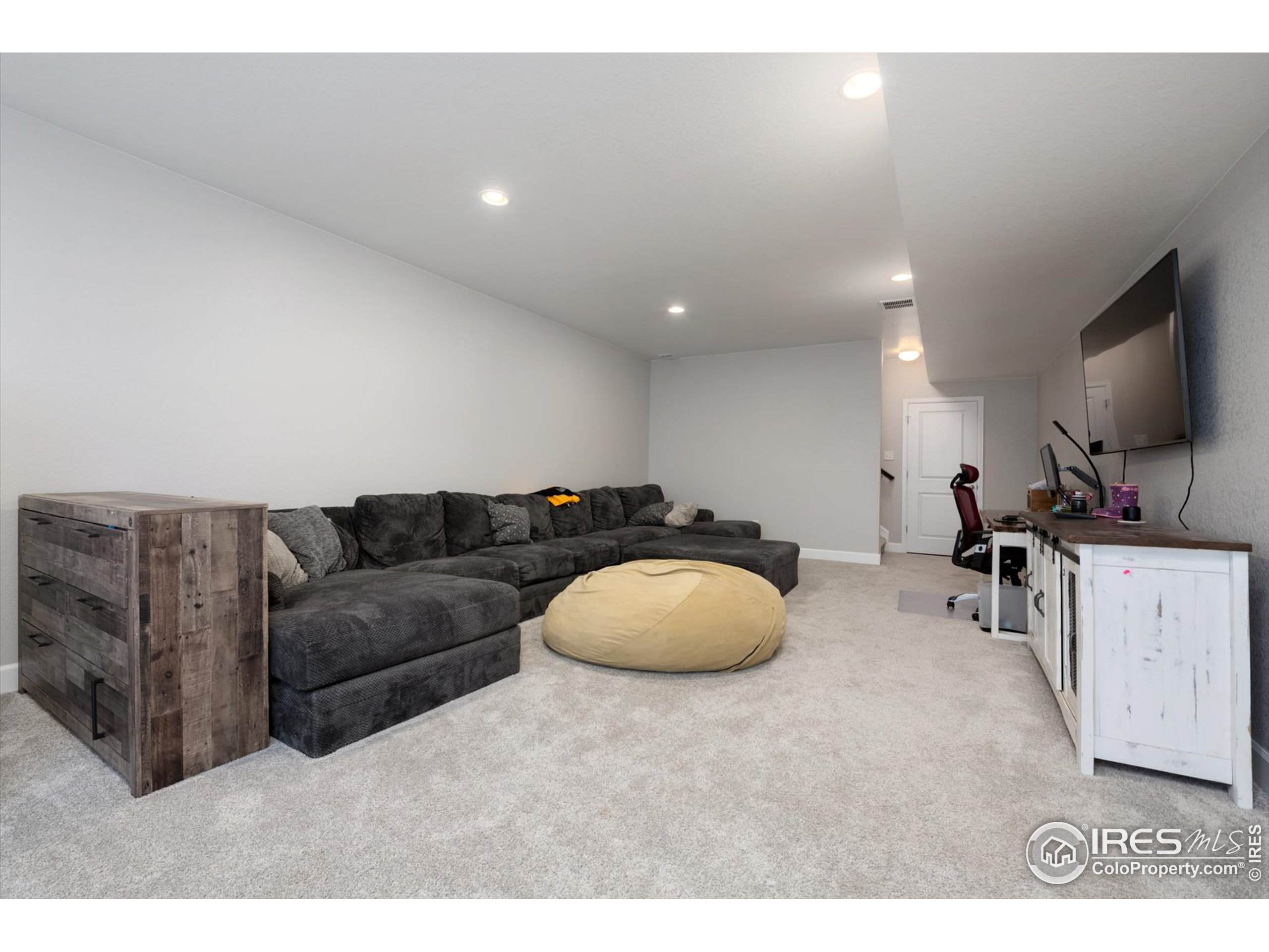 4576 Prairie River Court Firestone, CO 80504 - Photo 15 of 35